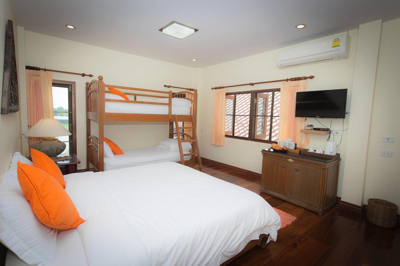 Thararin Villa Ban Doem Bang Phòng bức ảnh