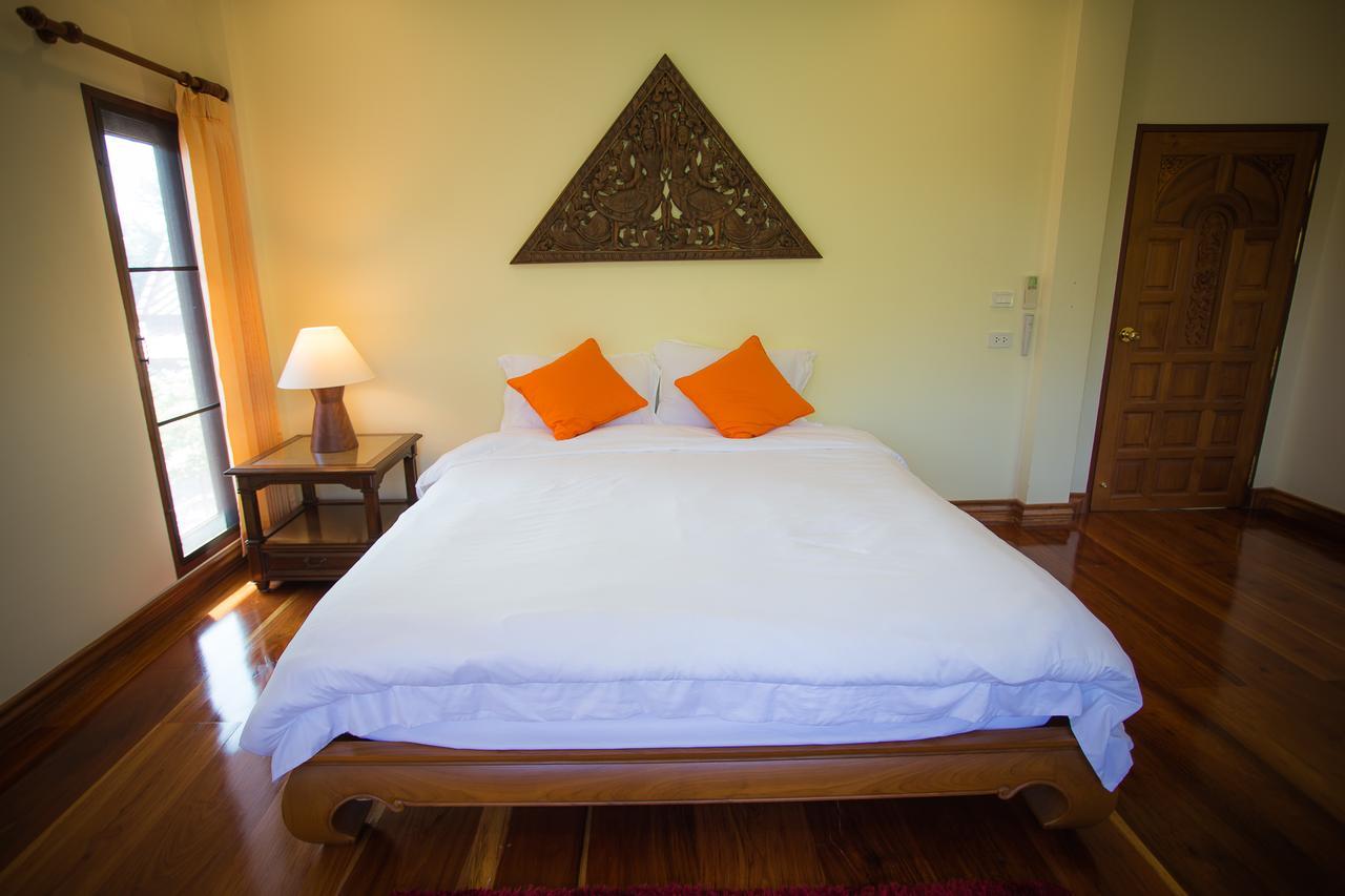 Thararin Villa Ban Doem Bang Phòng bức ảnh